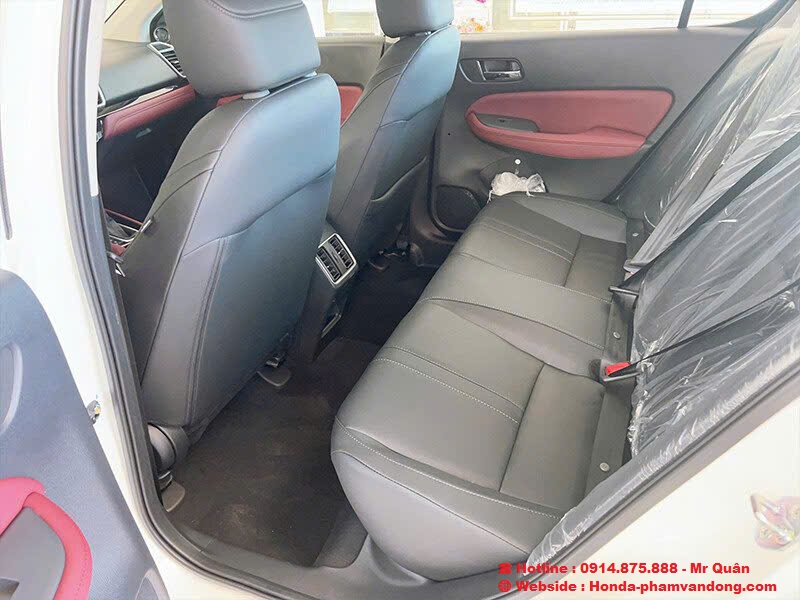 Hàng ghế thứ 2 xe honda city l